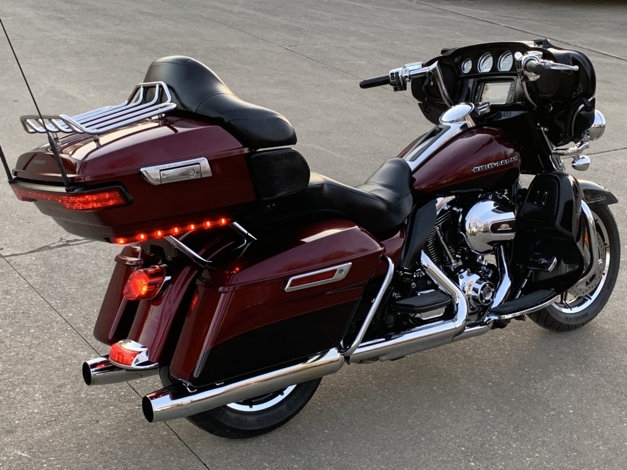 2015 Harley-Davidson FLHTK Electra Glide Ultra Limited 